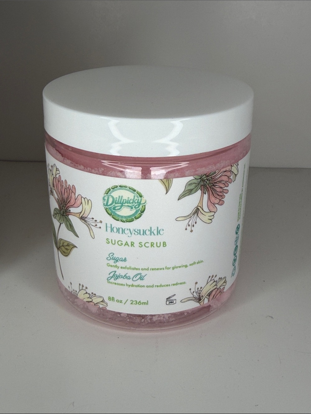 DILLPICKY Honeysuckle Whipped Body Butter, Sugar Scrub & Body Oil - Picture 3 of 4